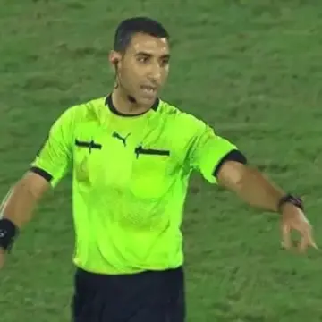 حكام مباريات الاثنين للجولة الرابعة بمجموعة البقاء في الدوري